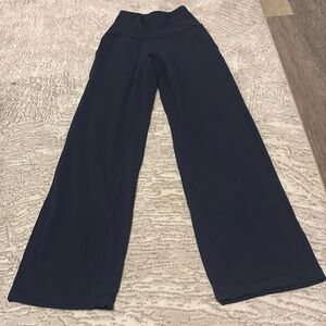 Lululemon Align Wide Leg Pant Navy Blue size 4. Never worn!